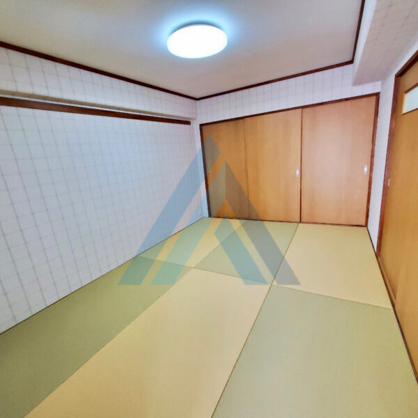 和室はカラー畳が使用されており、おしゃれでモダンな雰囲気です和室