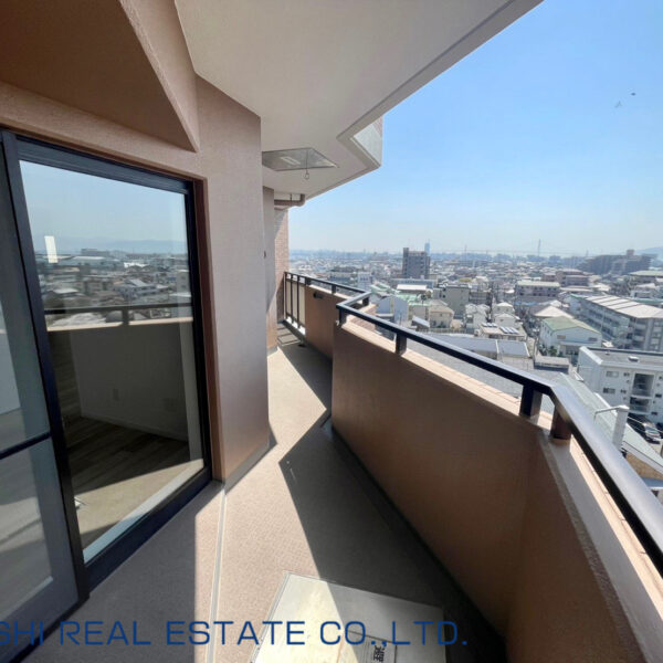 バルコニー バルコニー