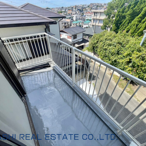 バルコニー バルコニー