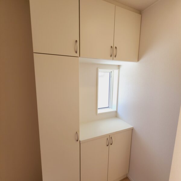 シューズクローク収納