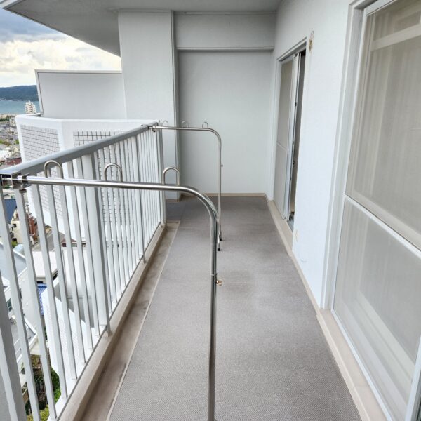 バルコニー バルコニー